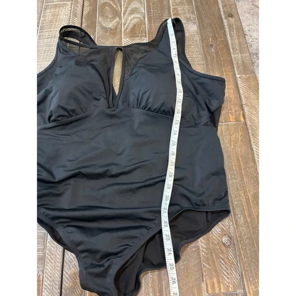 Time and Tru Womens Black Mesh Inset One Piece Swimsuit 2X 20W-22W TTSP19114 - Picture 6 of 6